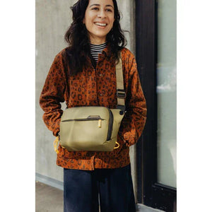 Peak Design Everyday Sling v3 (Kelp, 3L) at PROCAM | procam.com