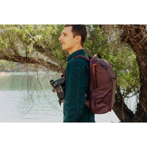 Peak Design Everyday Backpack v3 (20L, Eclipse) at PROCAM | procam.com