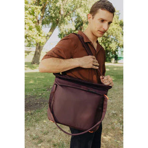 Peak Design Everyday Tote v3 (15L, Eclipse) at PROCAM | procam.com