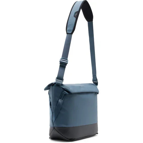 Peak Design Everyday Tote v3 (15L, Ocean) at PROCAM | procam.com