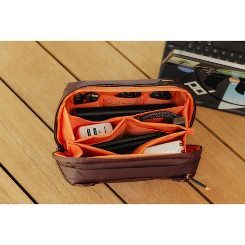 Peak Design Tech Pouch v3 (Eclipse) at PROCAM | procam.com