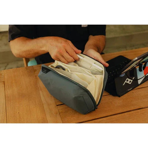 Peak Design Tech Pouch v3 (Ocean) at PROCAM | procam.com