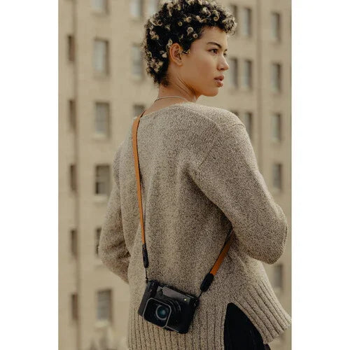 Peak Design Form Leather Camera Strap (Amber) at PROCAM | procam.com
