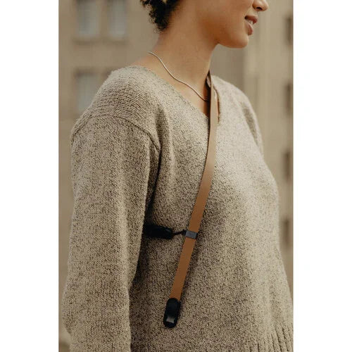 Peak Design Form Leather Camera Strap (Tan) at PROCAM | procam.com