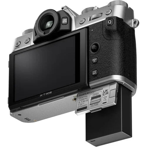 FUJIFILM X-T30 III Mirrorless Digital Camera with XC 13-33mm f/3.5-6.3 OIS Lens Kit (Silver) at PROCAM | procam.com