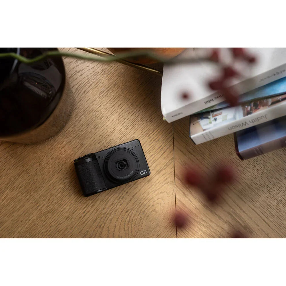 Ricoh GR IV HDF Digital Camera at PROCAM | procam.com