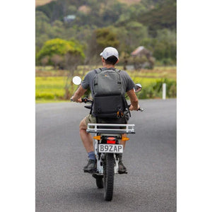 Lowepro Fastpack BP 250 AW III (Gray) at PROCAM | procam.com