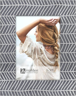 Malden Chevron - Gray & White 5X7 Frame at PROCAM | procam.com