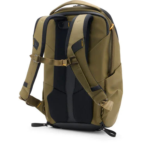 Peak Design Everyday Backpack Zip v3 (20L, Kelp) at PROCAM | procam.com