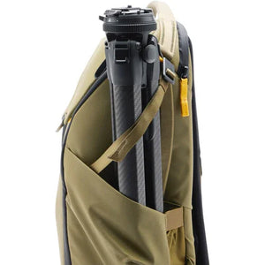 Peak Design Everyday Backpack v3 (20L, Kelp) at PROCAM | procam.com