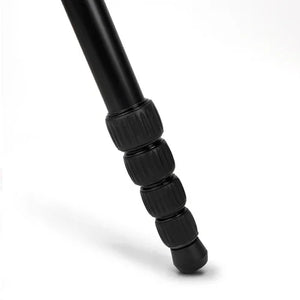ProMaster XC-M 528K Professional Tripod Kit with Head (Black) at PROCAM | procam.com