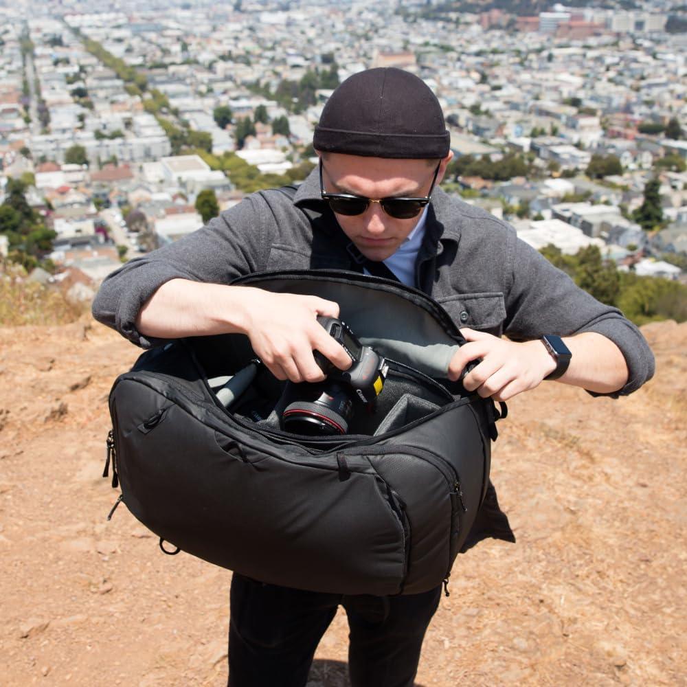 Peak Design Travel Backpack (45L, Black) at PROCAM | procam.com