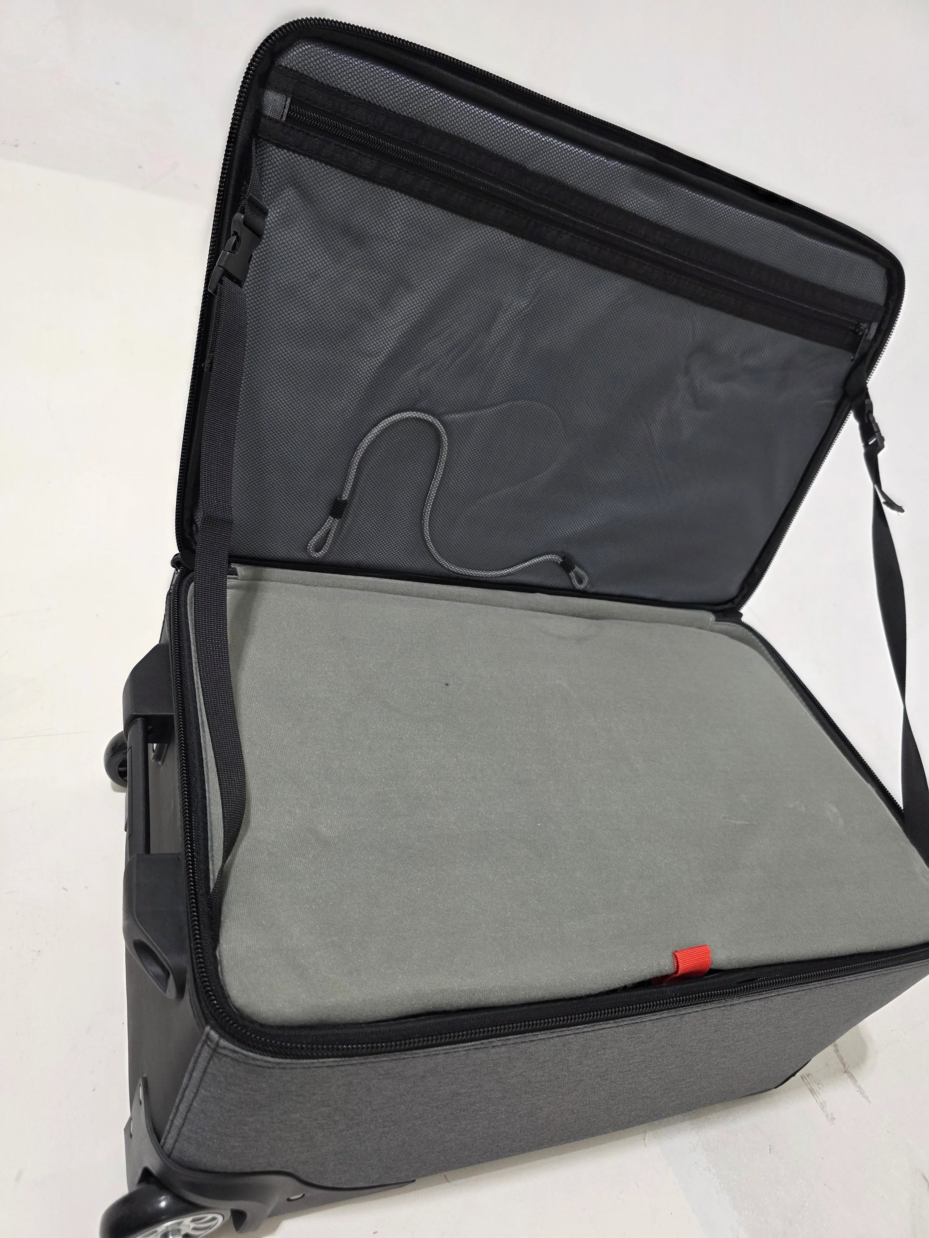 * OPEN BOX GOOD * Godox Knowled M600D Daylight LED Light at PROCAM | procam.com