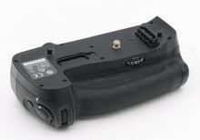 * USED * Nikon MB-D18 Battery Grip For Nikon D850