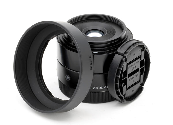 * USED * Sigma 30mm f/2.8 DN Lens (E-Mount)