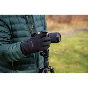 ProMaster 4-Layer Photo Gloves v2 - Medium at PROCAM | procam.com
