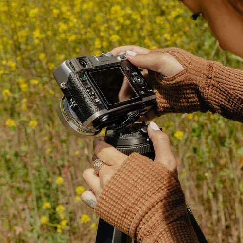 Peak Design Micro Clutch Strap (I-Plate) at PROCAM | procam.com