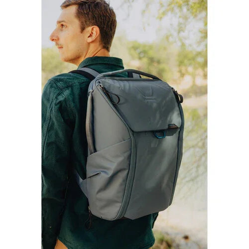 Peak Design Everyday Backpack v3 (20L, Ocean) at PROCAM | procam.com