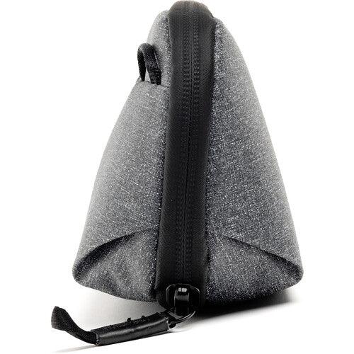 Peak Design Tech Small Pouch (Charcoal) at PROCAM | procam.com