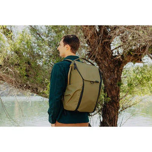 Peak Design Everyday Backpack v3 (30L, Kelp) at PROCAM | procam.com