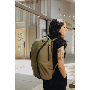 Peak Design Everyday Backpack Zip v3 (20L, Kelp) at PROCAM | procam.com