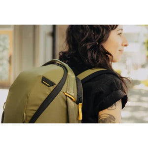 Peak Design Everyday Backpack Zip v3 (20L, Kelp) at PROCAM | procam.com