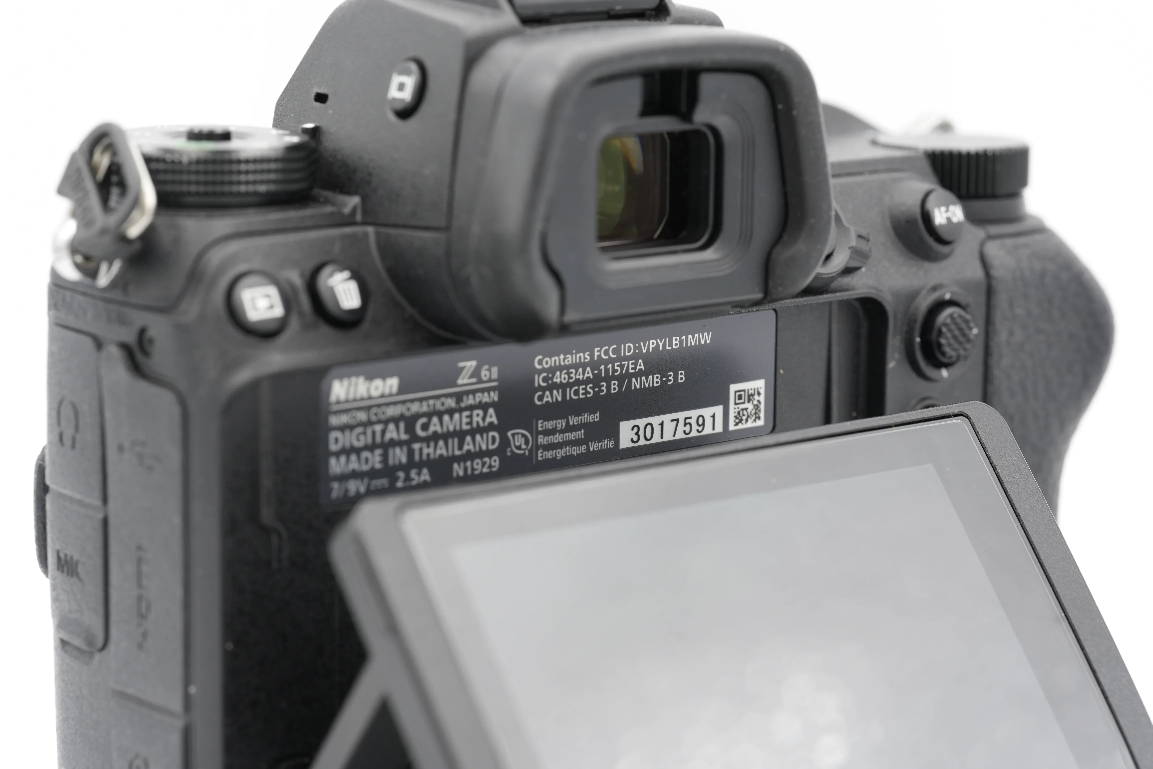 * DEMO * Nikon Z6 II Mirrorless Camera at PROCAM | procam.com