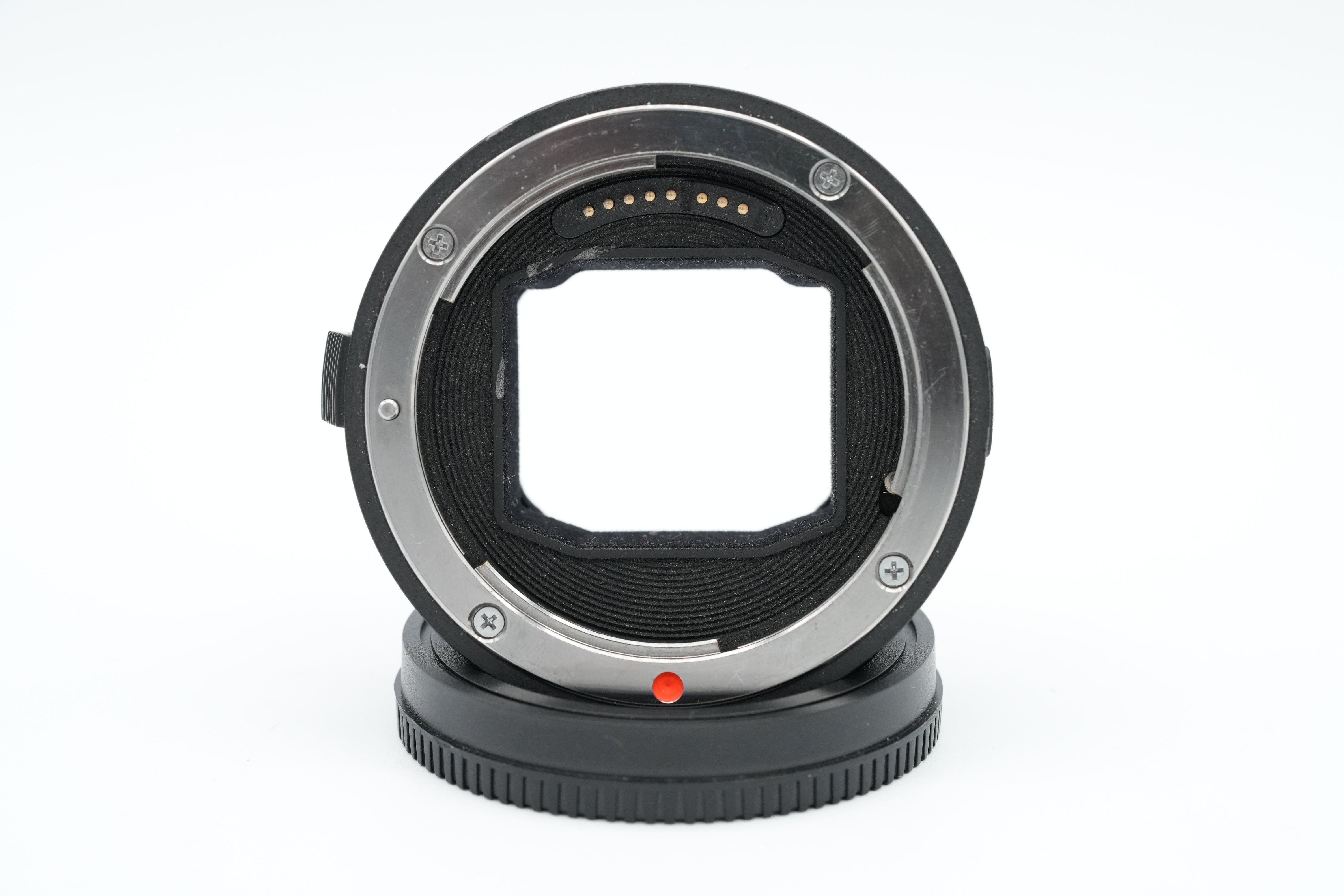 * DEMO * Sigma MC-11 Lens Adapter (Canon EF to Sony E)