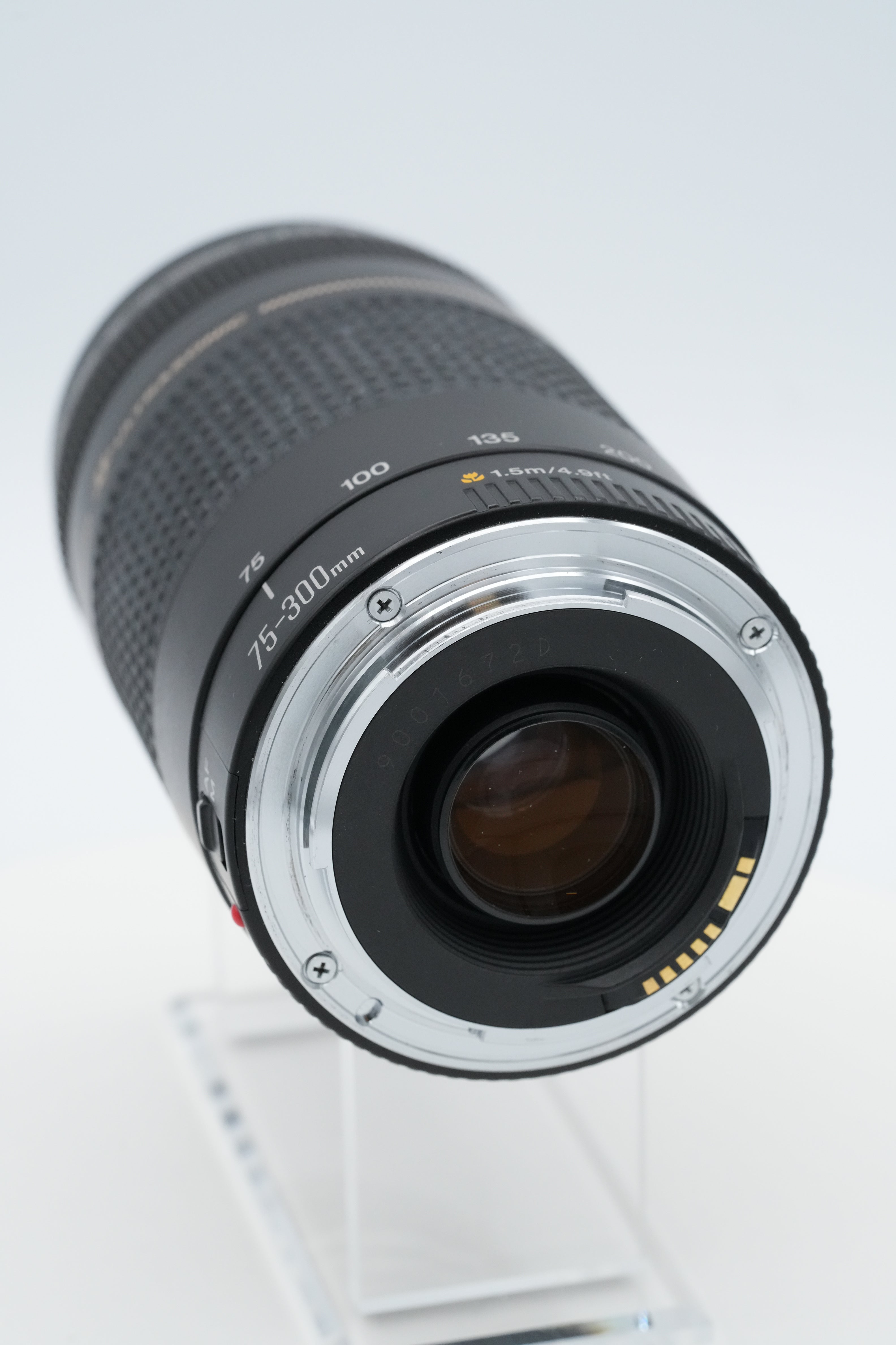 * USED * Canon EF 75-300mm f/4-5.6 II USM lens