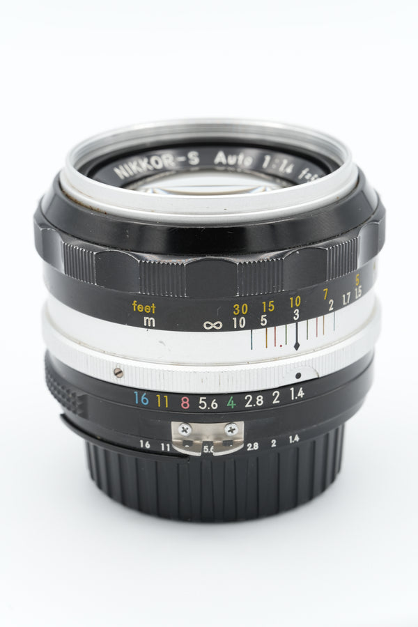 * USED * Nikon NIKKOR-S Auto 50mm f/1.4 Ai Lens