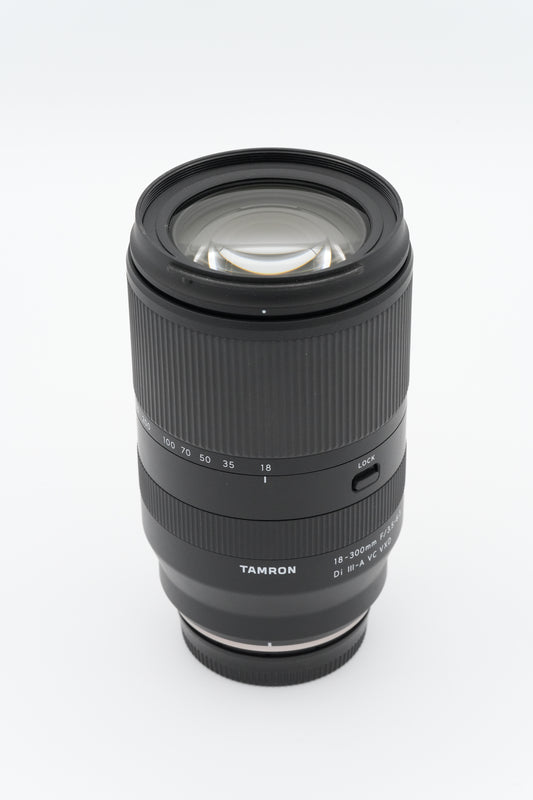 * USED * Tamron 18-300mm f/3.5-6.3 Di III-A VC VXD Lens for FUJIFILM X