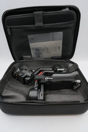 * OPEN BOX EXCELLENT * DJI RS 4 Gimbal Stabilizer Combo at PROCAM | procam.com