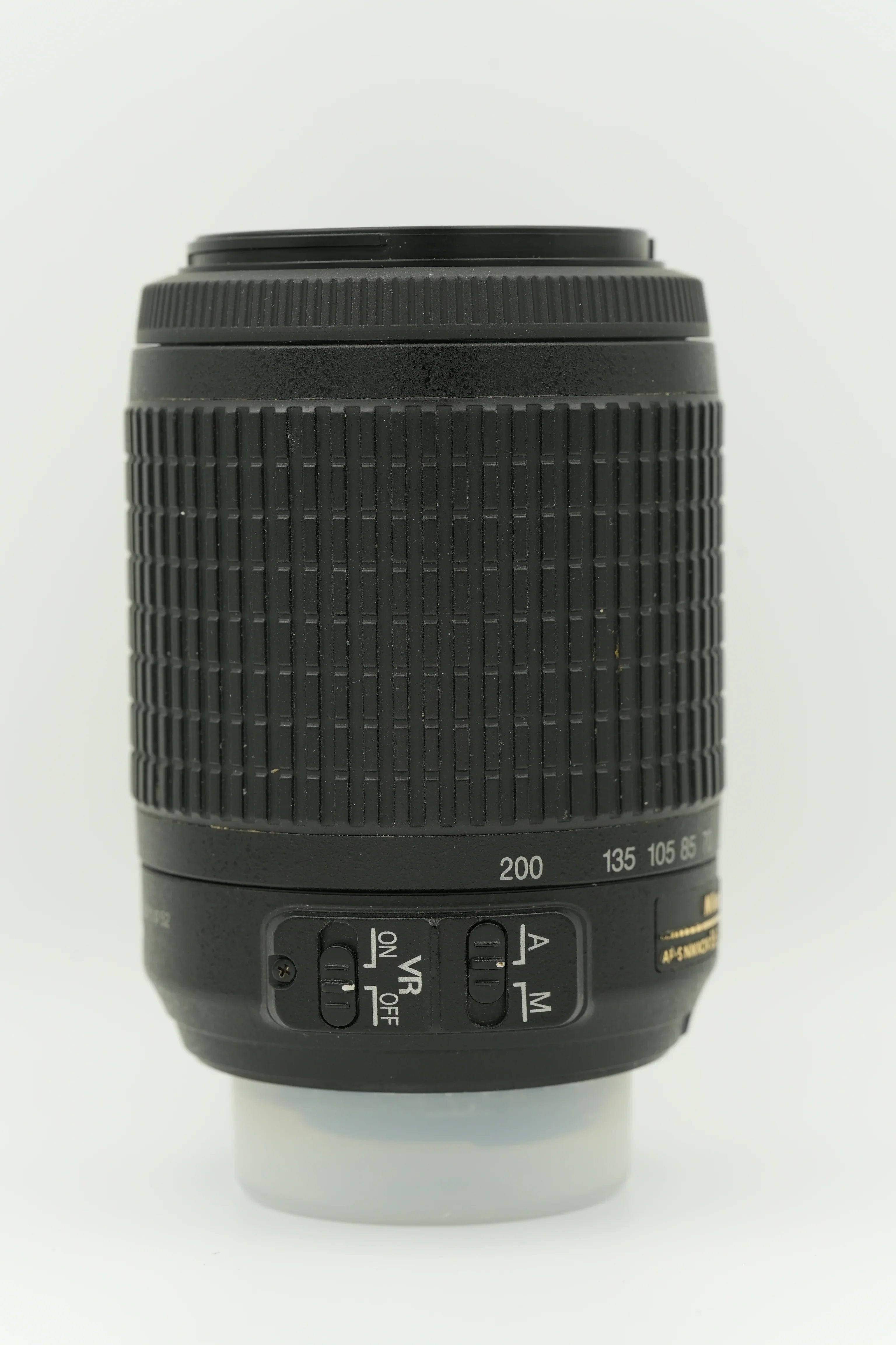 * AS IS * Nikon AF-S DX NIKKOR 55-200mm f/4-5.6 G ED VR Lens at PROCAM | procam.com