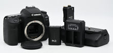 * USED * Canon 90D Digital Camera SHUTTER 2000 w/Battery Grip