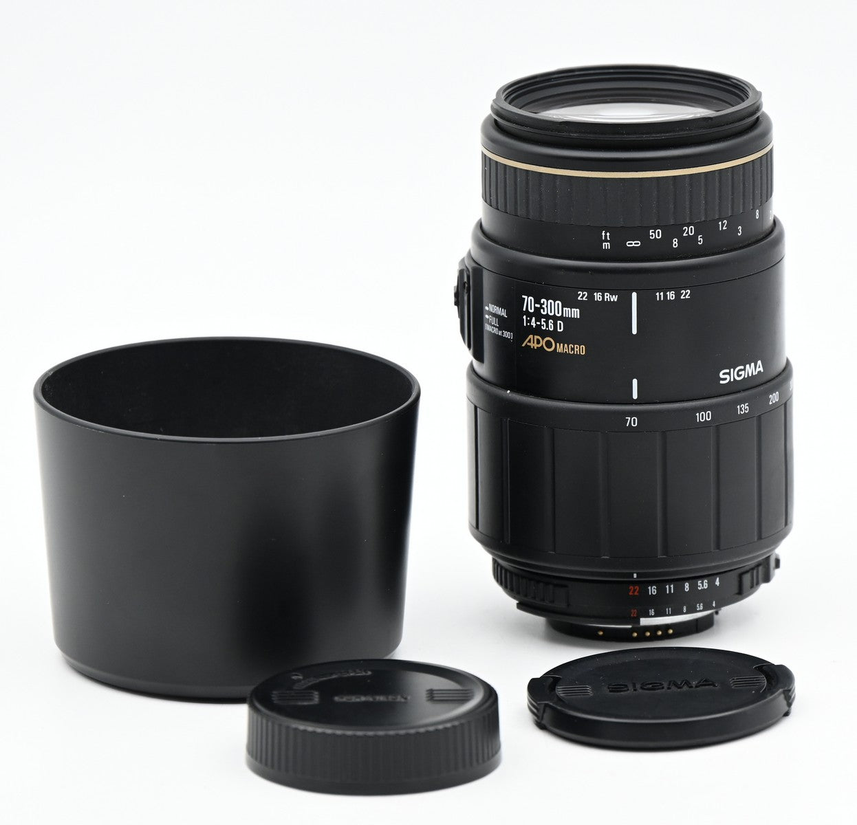 * USED * Sigma 70-300mm f/4.5-5.6 D APO Macro Lens For Nikon F