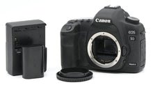 * USED * Canon EOS 5D Mark II DSLR Camera (Body Only) SHUTTER 20500