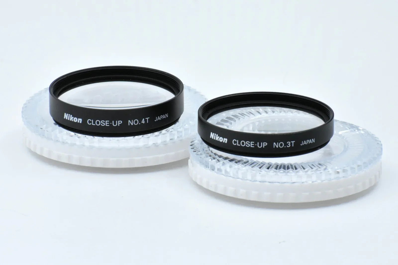 * USED * Nikon Close-Up Attachment Lenses (3T / 4T) at PROCAM | procam.com