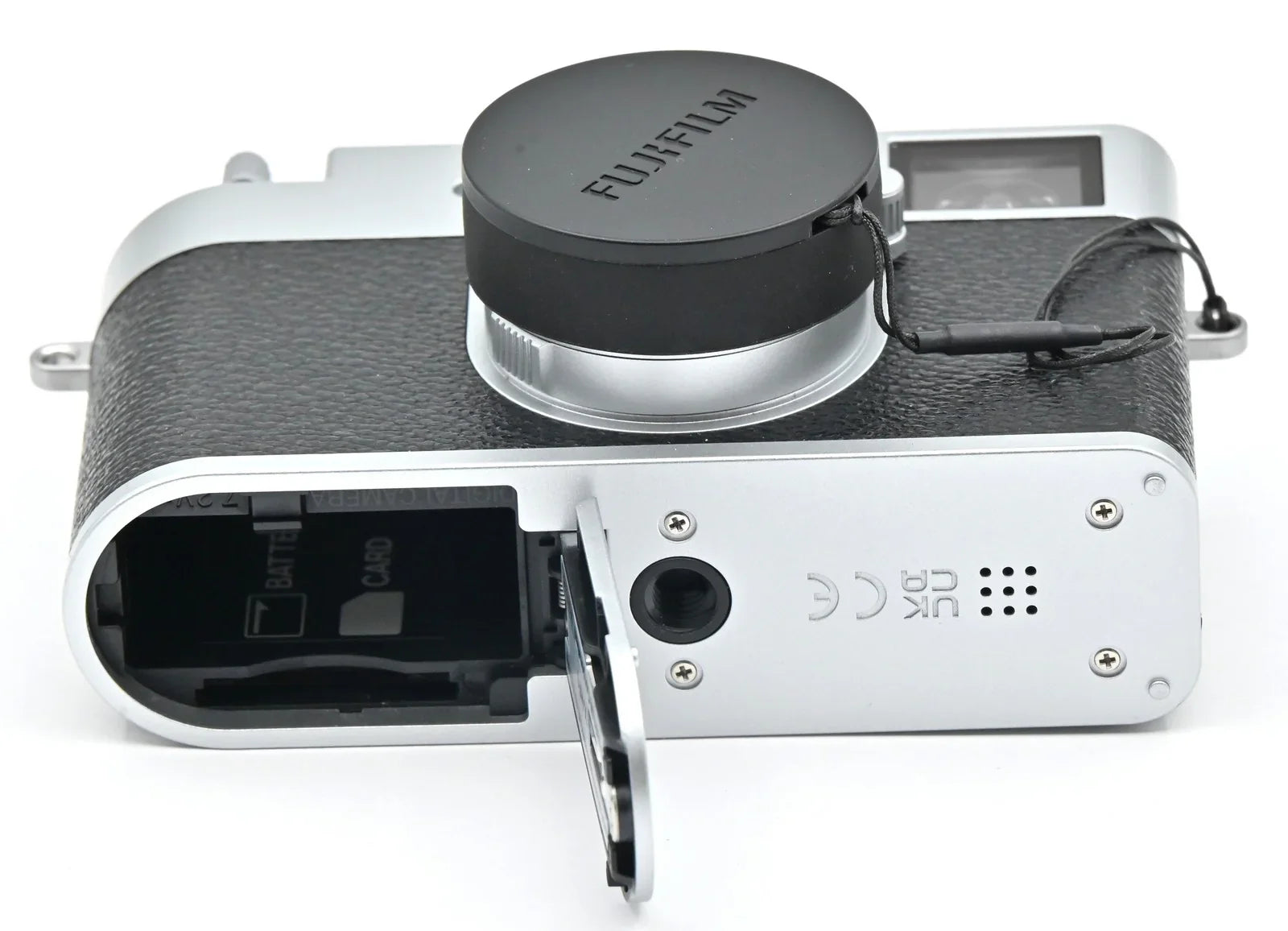 * OPEN BOX EXCELLENT * FUJIFILM X half Digital Camera (Silver) at PROCAM | procam.com