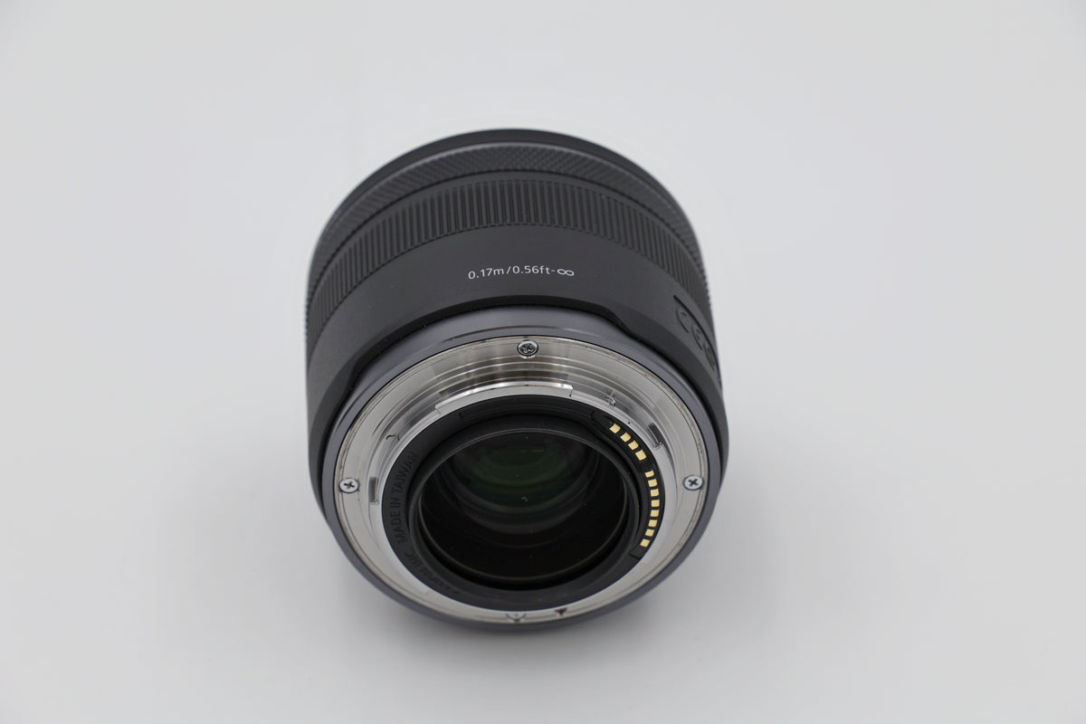 * USED * Canon RF 35mm f/1.8 Macro IS STM Lens