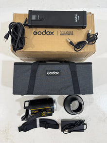 * OPEN BOX EXCELLENT * Godox VL200 LED Video Light