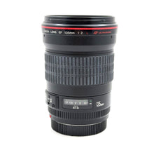 * USED * Canon EF 135mm f/2L USM Lens Boxed