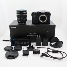 * OPEN BOX EXCELLENT * Fujifilm X-T5 Mirrorless Camera with 16-80mm f/4 Lens (Silver)