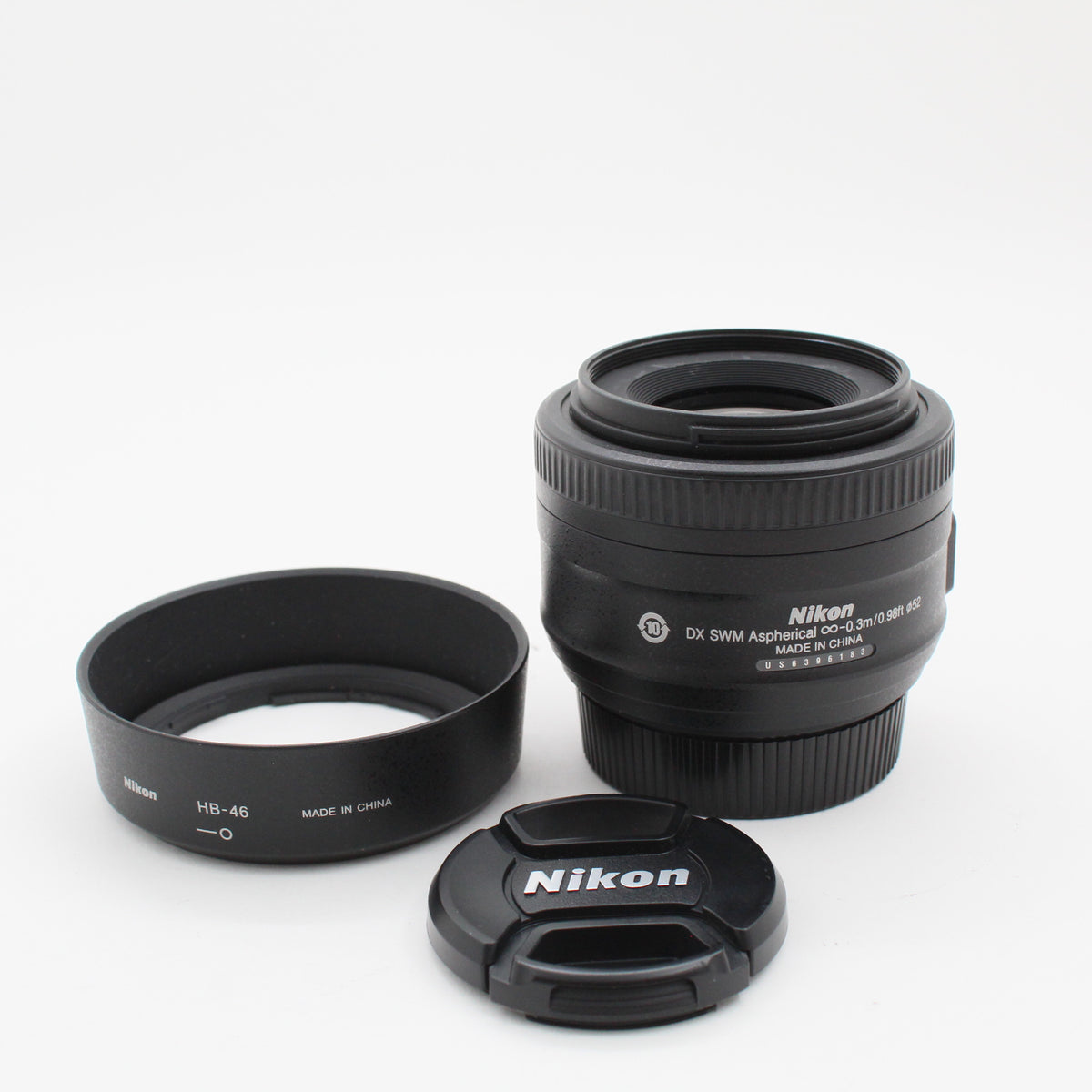 * USED * Nikon DX AF-S Nikkor 35mm f/1.8G Lens w/Hood & Caps