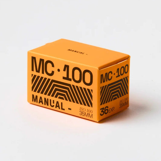 Manual MC100 Color Negative Film (35mm Roll Film, 36 Exposures)