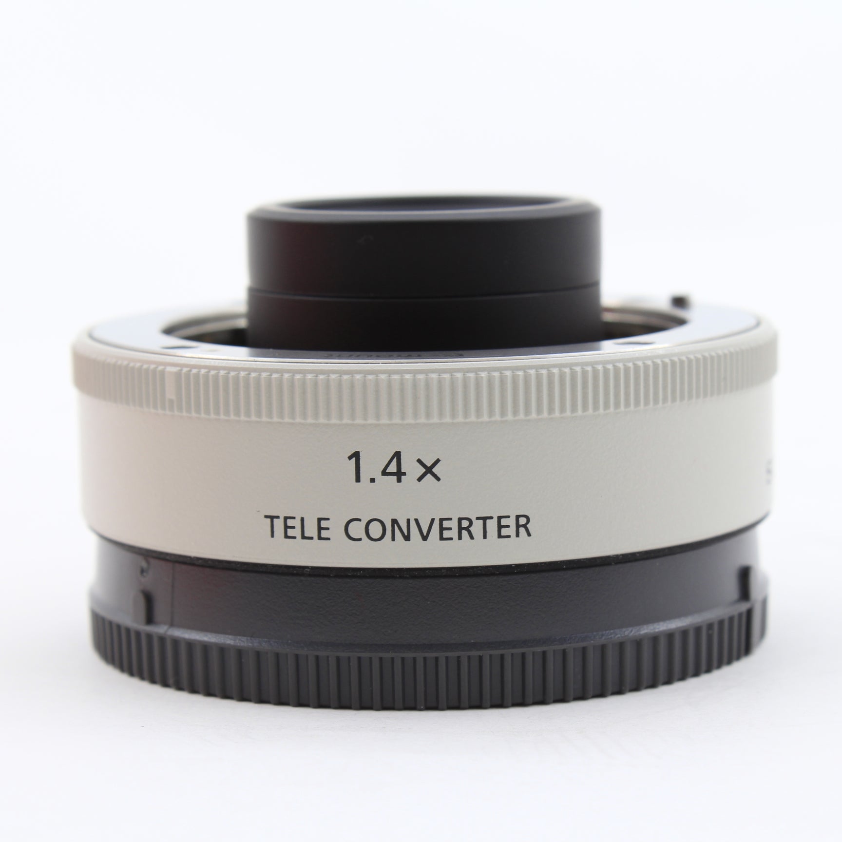 * OPEN BOX EXCELLENT * Sony FE 1.4x Teleconverter