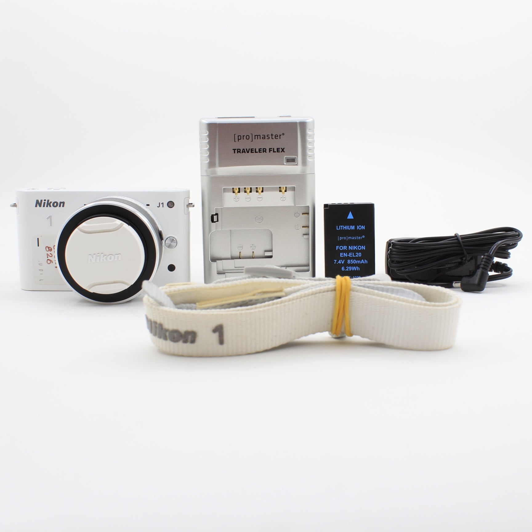 * USED * Nikon 1 J1 (White) with 1 Nikkor 10-30mm f/3.5-5.6 VR (White) Lens SHUTTER 826