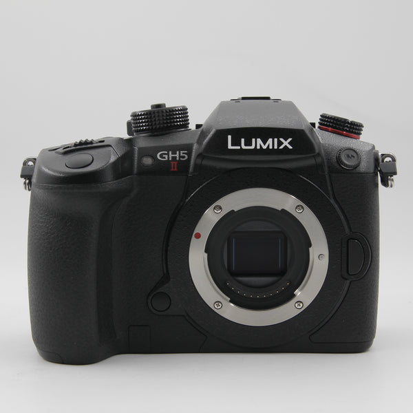 *** OPENBOX EXCELLENT*** Panasonic Lumix GH5M2 Mirrorless Micro Four Thirds Digital Camera (Body Only)