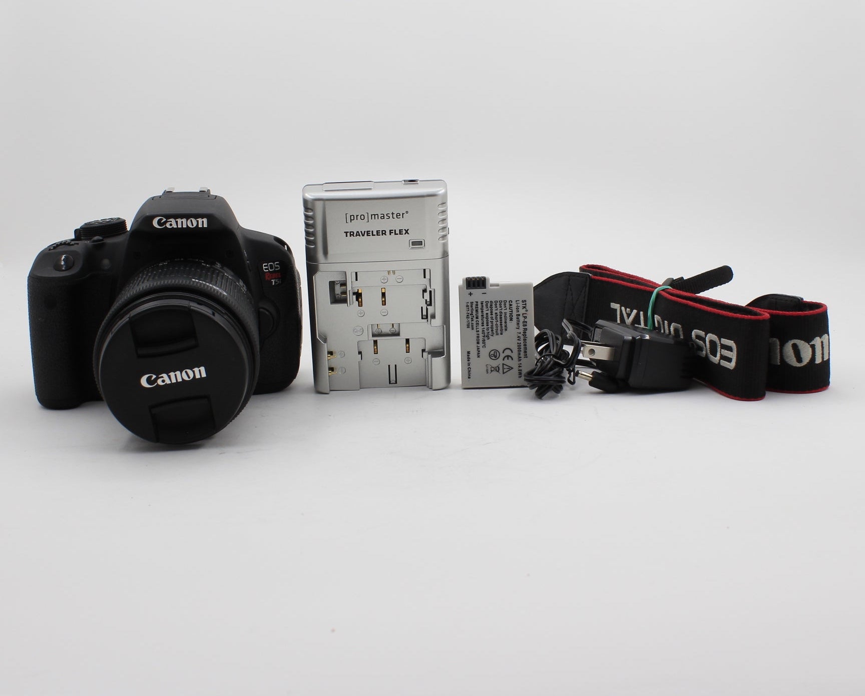 * USED * Canon EOS Rebel T5i with EF-S 18-55mm f/3.5-5.6 IS STM Lens SHUTTER 685