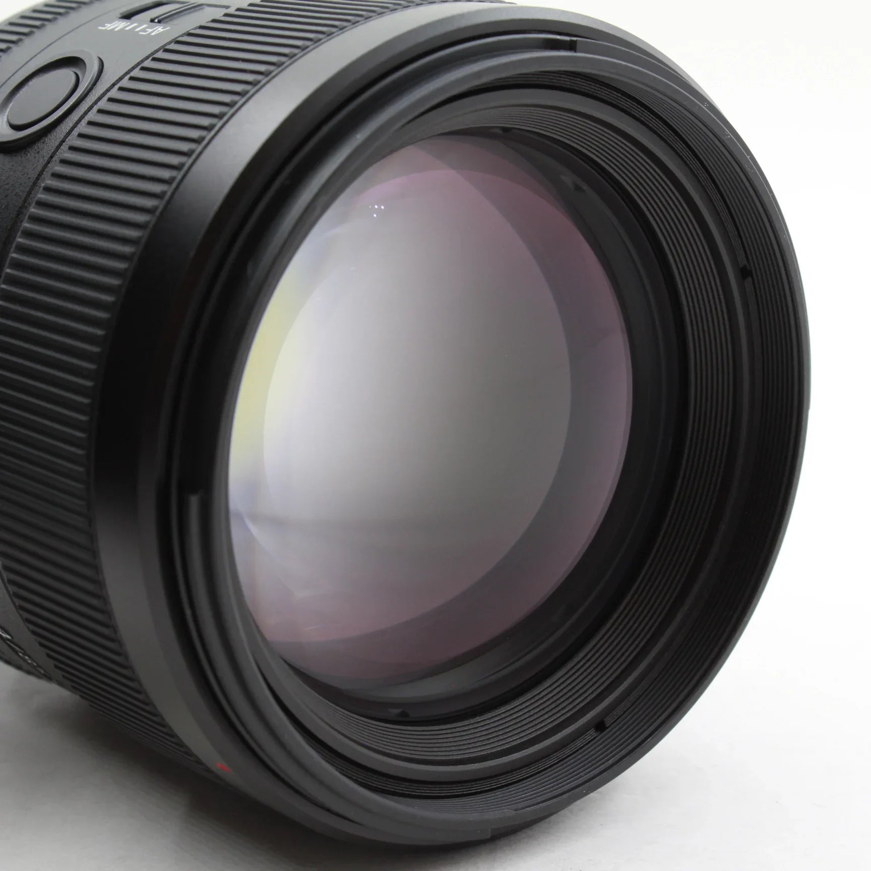 * OPEN BOX EXCELLENT * Sony FE 85mm f/1.4 GM Lens at PROCAM | procam.com