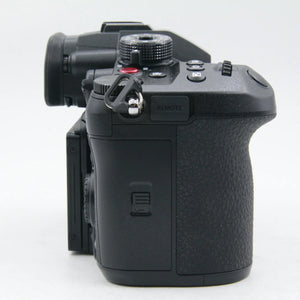 * OPEN BOX EXCELLENT * Panasonic Lumix GH6 Mirrorless Camera with 12-60mm f/2.8-4.0 Leica Lens at PROCAM | procam.com